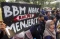 Unjuk Rasa Mahasiswa...
