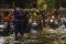 Banjir Rendam Ruas Jalan...