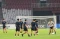 Mengintip Persiapan...