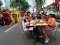 Barongsai Beraksi di...