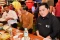 Momen Erick Thohir Makan...