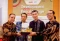 Membangun Resiliensi...