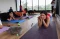 Yoga Sambil Pandangi...