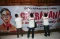 Relawan di Surabaya...