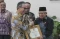 OJK Raih Anugerah Keterbukaan...