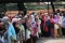 Warga Tangerang Antre...