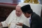 Jokowi Sambut Hangat...