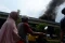 Bus Berpenumpang Terbakar...