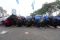 Ratusan Buruh Sujud...