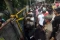 Protes Bau Sampah, Warga...