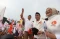 Pecah! Puluhan Ribu...