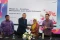 XL Axiata dan Smartfren...
