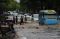 Banjir Genangi Jalan...