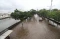 Truk Terobos Banjir...