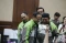 Momen Nadiem Kenakan...
