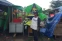 floating-Segerombol Orang Rusak...
