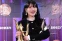 floating-IU Tampil Mewah di Golden...