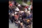 floating-Video Viral! 2 Kelompok...