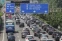 floating-Tol Jagorawi Macet Parah...