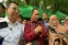 floating-Soal Rencana Impor Beras...