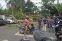 floating-Penampakan 2 Mobil Ringsek...