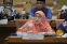 floating-DPR Minta Kemnaker Turun...