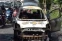 floating-Mobil Terbakar di Warung...