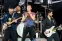 floating-Coldplay Digugat Mantan...
