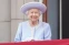 floating-Ratu Elizabeth II Lolos...