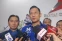 floating-Tanggapi Desakan Reformasi...