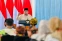 floating-Relawan Desak Prabowo...