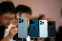 floating-iPhone 15 dan 16 Banting...