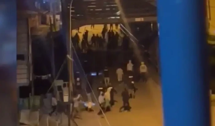 Polisi Pukul Mundur...