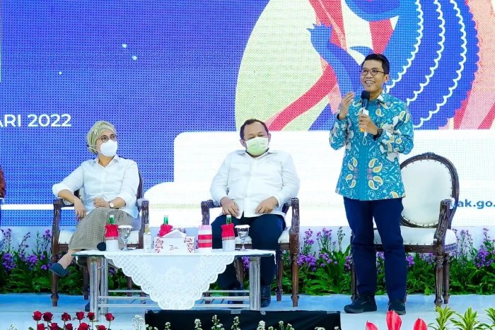 Sosialisasikan UU HPP,...