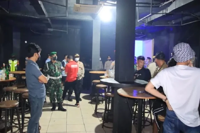 Razia Tempat Hiburan...
