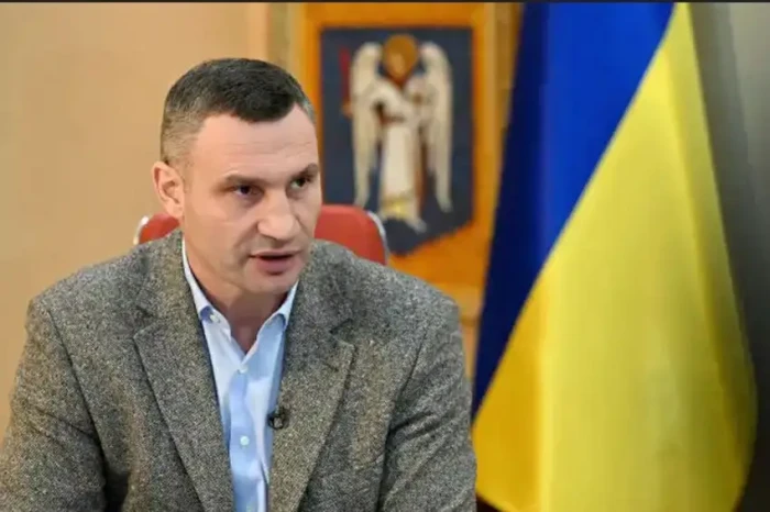 Penduduk Kiev Dibangunkan...