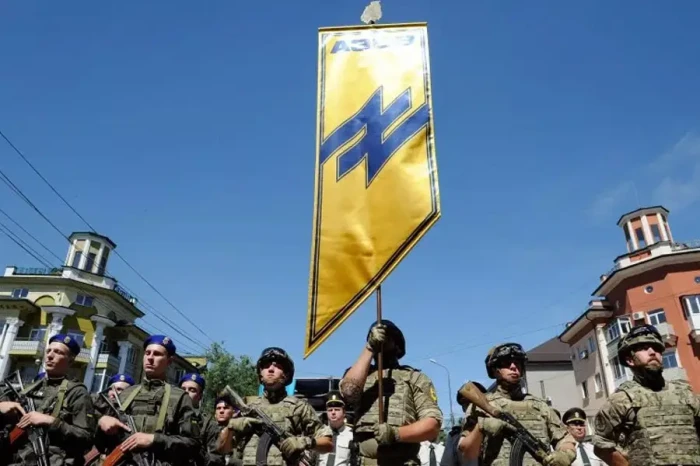 Siapa Resimen Azov,...