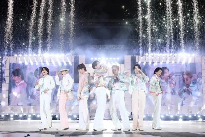 Konser BTS 2022 Penonton...