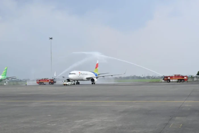 Datangkan 2 Pesawat...