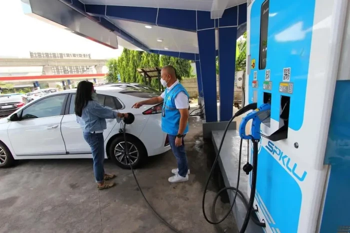 Mudik Pakai Mobil Listrik...