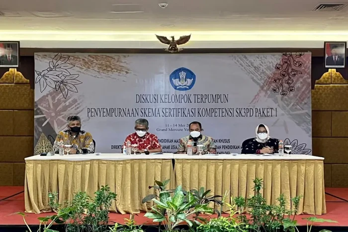 BNSP dan Kemendikbud...