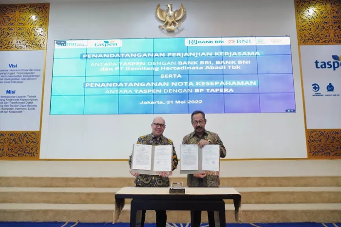 Permudah Layanan Bagi...