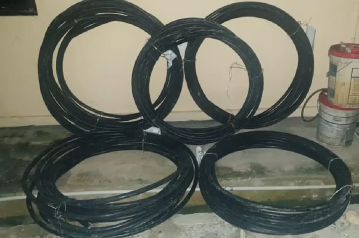 Gasak Kabel PLN Senilai...
