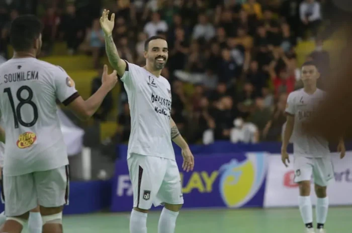 LFP 2021: Menang Telak...