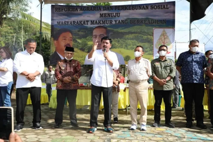 Menteri ATR Hadi Tjahjanto...