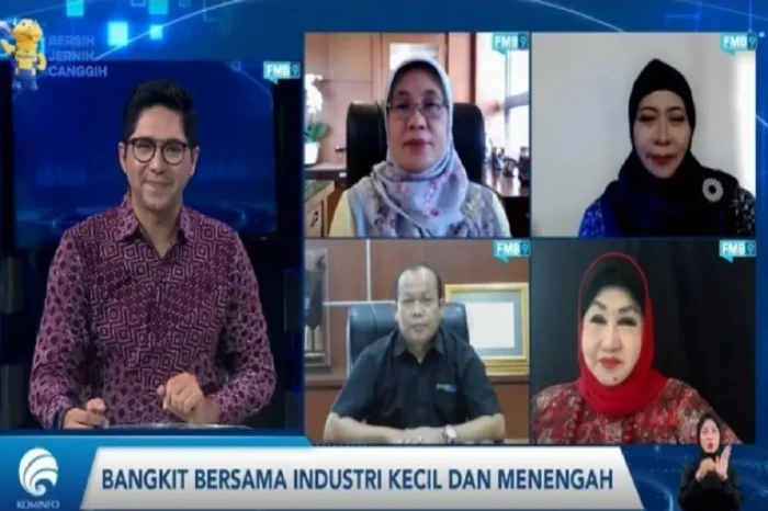 Pelaku IKM Dapat Penghargaan...