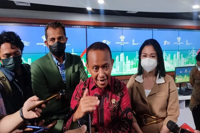 Menteri Bahlil Mulai...