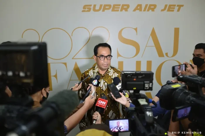 Menhub Minta Maskapai...