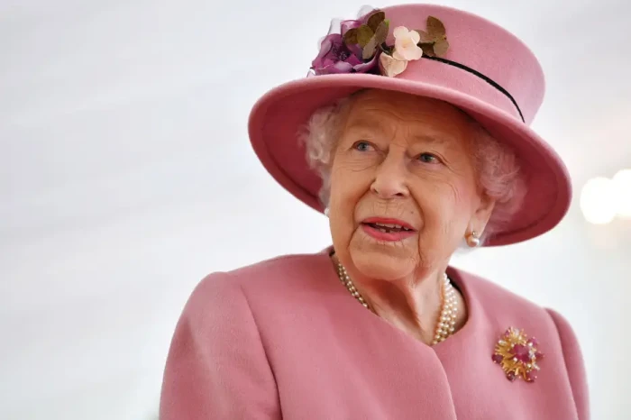 Profil Ratu Elizabeth...