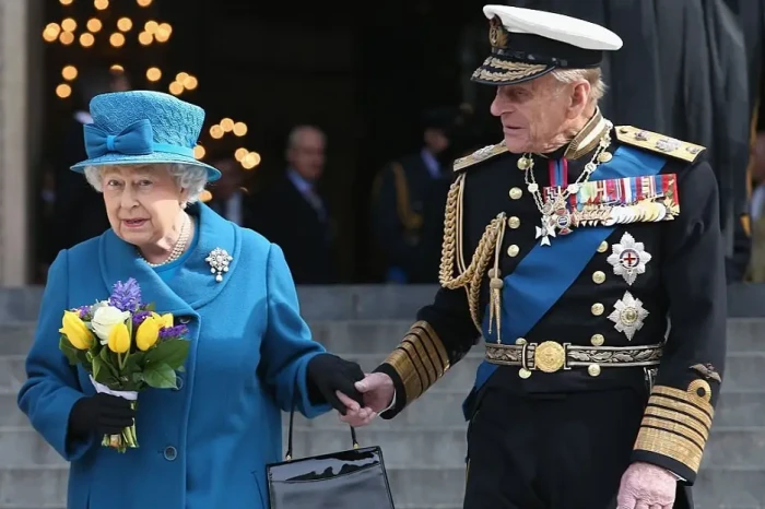 Kisah Cinta Ratu Elizabeth...